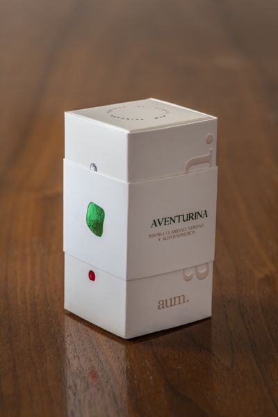 Aventurina — empaque
